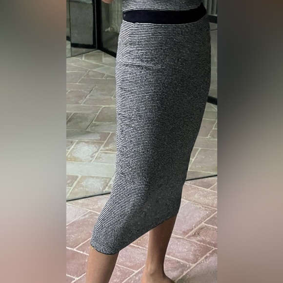 NWT Zara Off The Shoulder Knit Top & Skirt - Picture 4 of 6